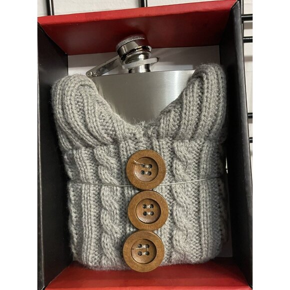Nifty FlaskStainless Steel Drinking Flask 7 onz. with Knit Sweater NIB - Picture 1 of 5